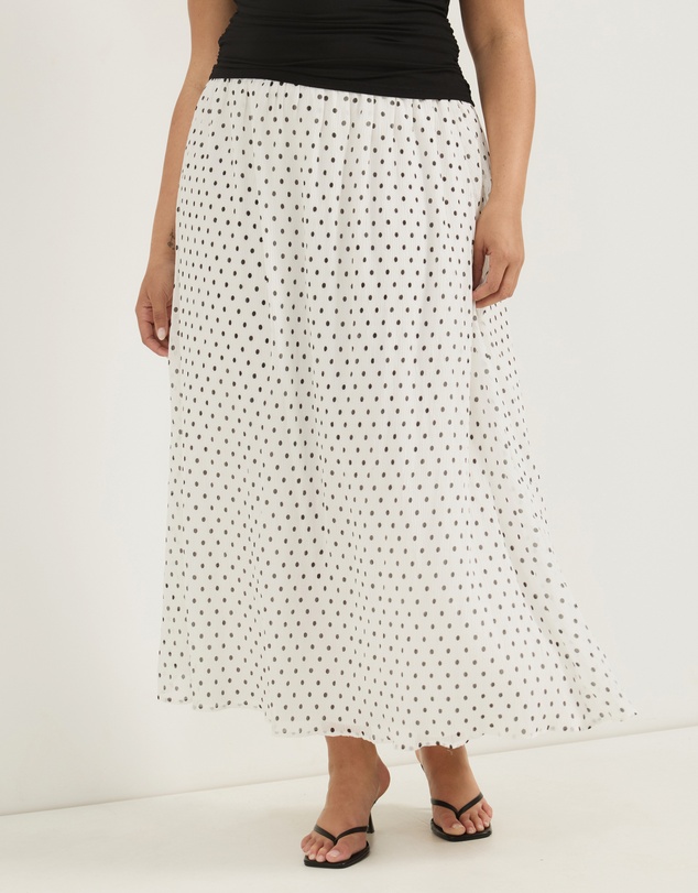 Atmos&Here Curvy - Plisse Maxi Skirt