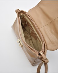 Cobb & Co - Kotara Classic Leather Crossbody Bag