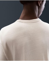 Nike - Sportswear Premium Essentials T-Shirt
