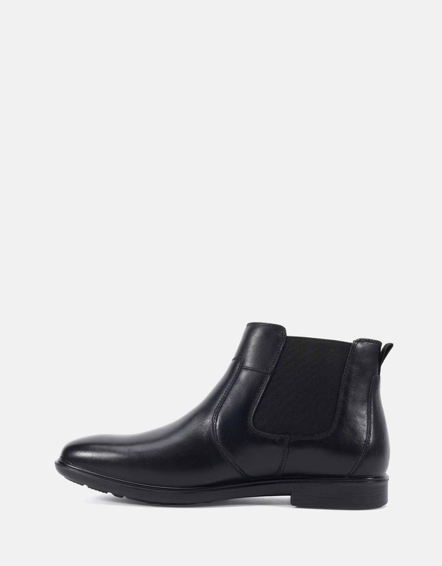 Clarks - Dorset Black