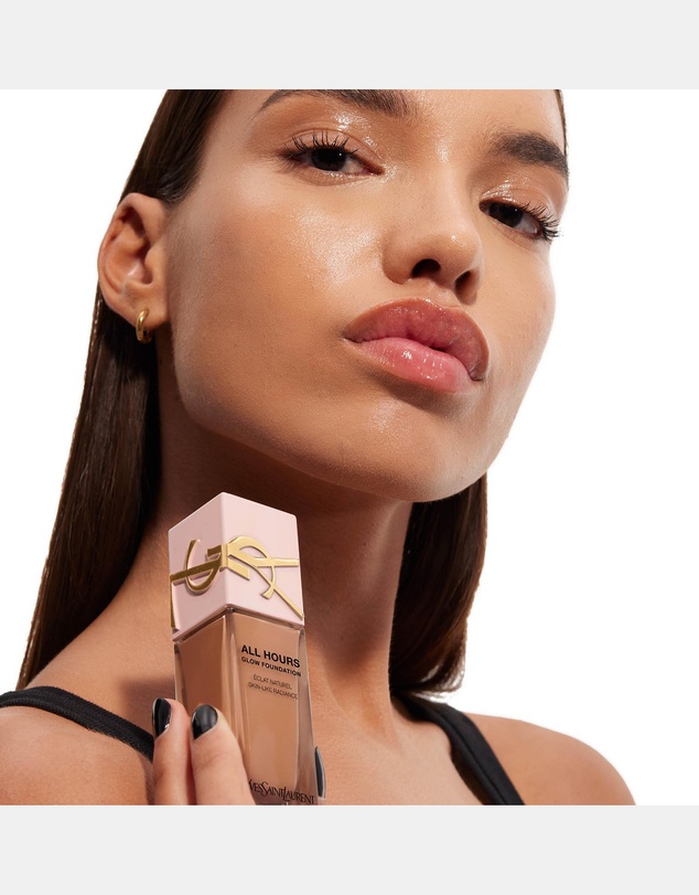 Yves Saint Laurent - All Hours Glow Foundation MC5