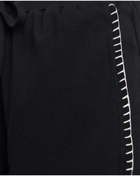 Jag - Celina Blanket Stitch Short