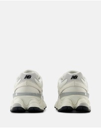 New Balance - 9060 - Unisex