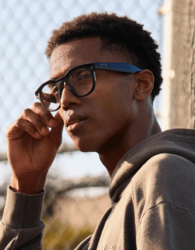 Oakley - Oakley x Meta HSTN AI Glasses