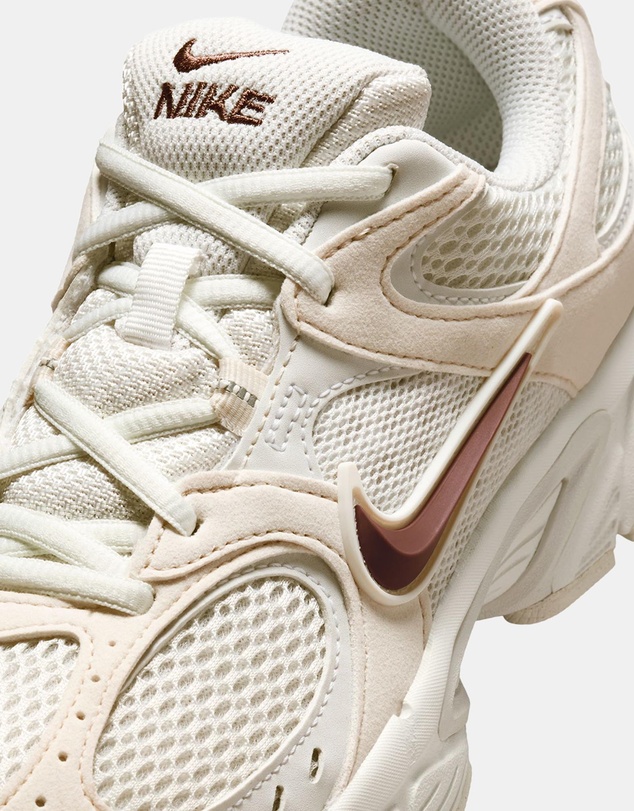 Nike - V5 RNR S - Women's