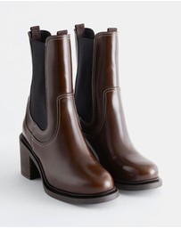 & Other Stories - Heeled Leather Chelsea Boots