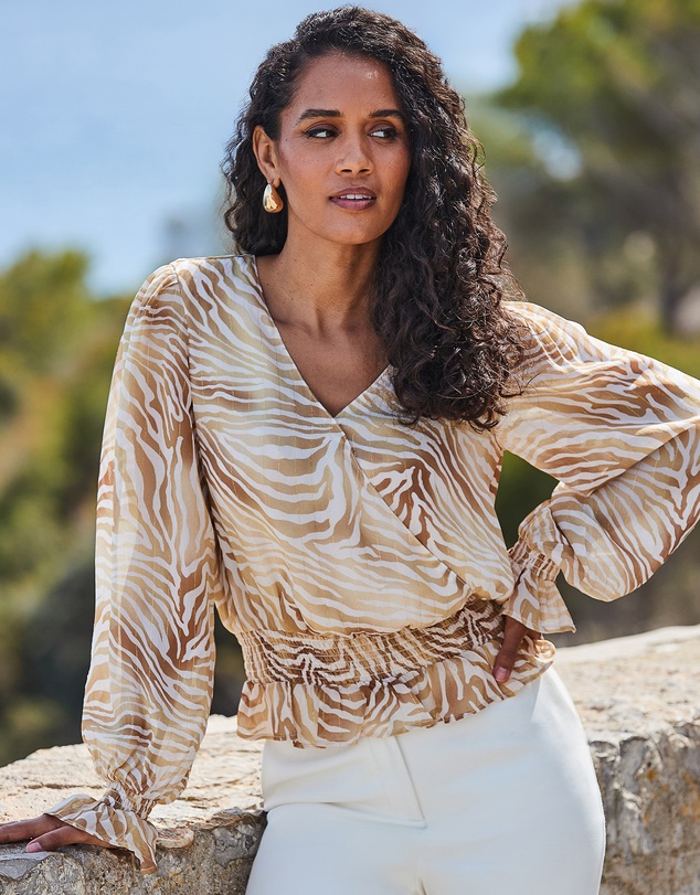 Sosandar - Shirred Sleeve Detail Blouse