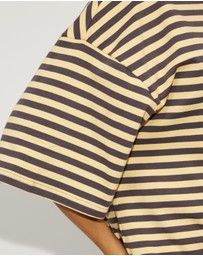 Dazie - Nostalgia Stripe Oversized Boyfriend Tee