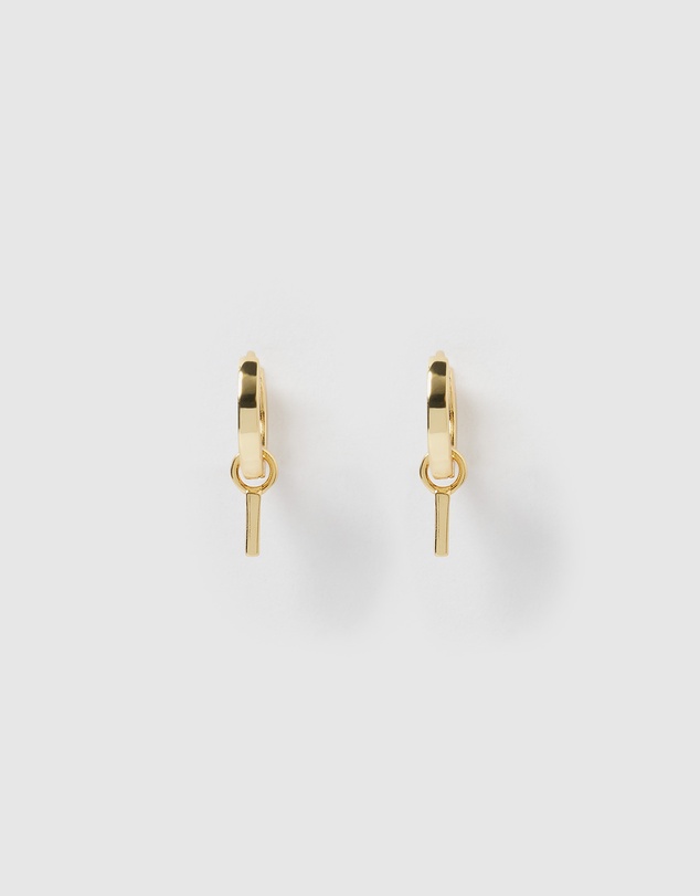 Izoa - Alphabet Letter I Huggie Earrings