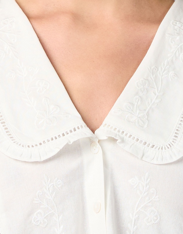 MVN - Embroidered Collared Top