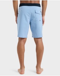 Quiksilver - Mens Highline Straight 19