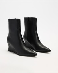 Dazie - Eva Wedge Boots