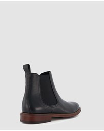Dune London - Characteristic - Black