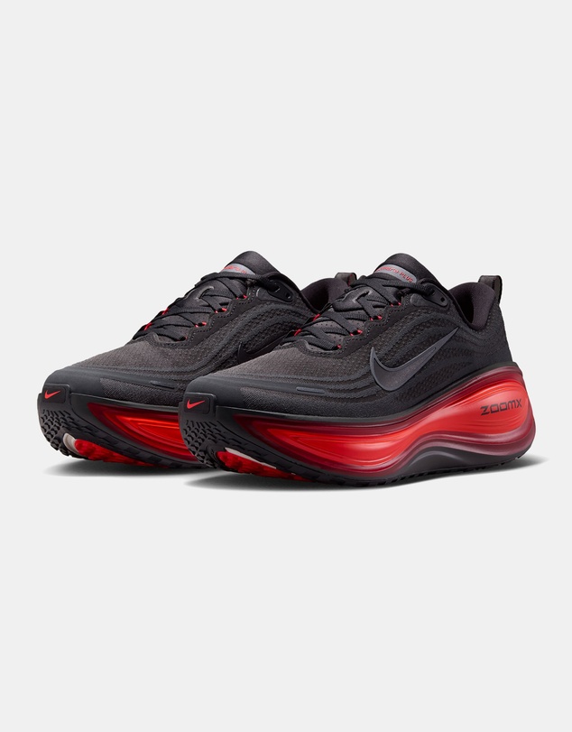 Nike - Nike Vomero Plus - Men's