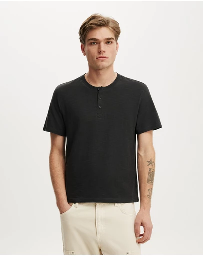 Cotton On - Fitted Henley T-Shirt