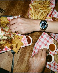 Maxum - Unhinged – Hockey Dad Limited Edition Gold Watch