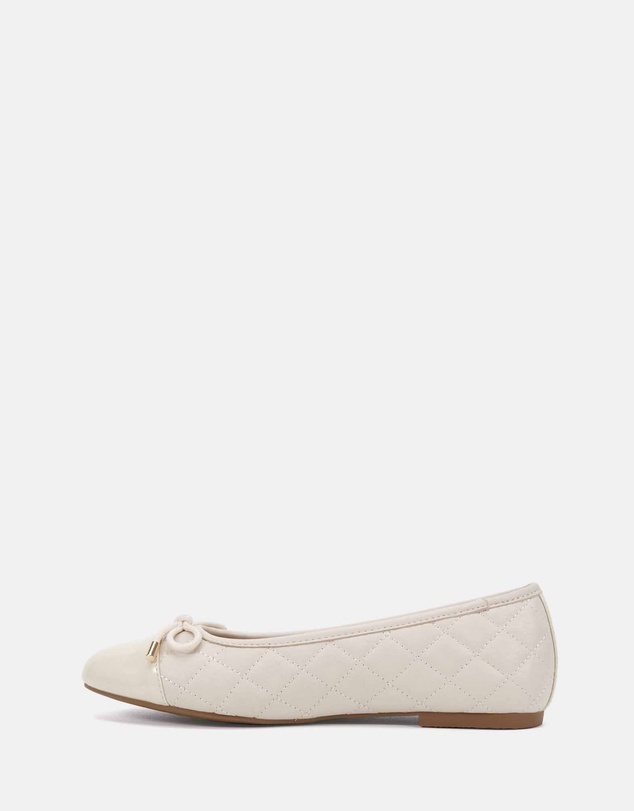 Clarks - Bexi Ecru