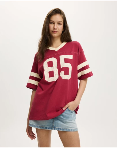 Cotton On - V Neck Oversized Graphic Tee