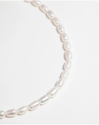 Lovisa - Gold Plated Necklace with Freshwater Pearls