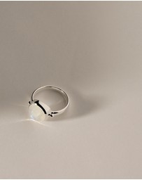 Najo - Garland Silver Moonstone Ring