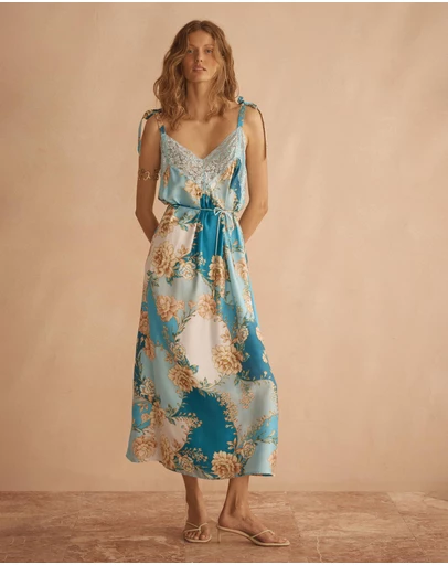 AUR OCEA - Silk V Slip Dress
