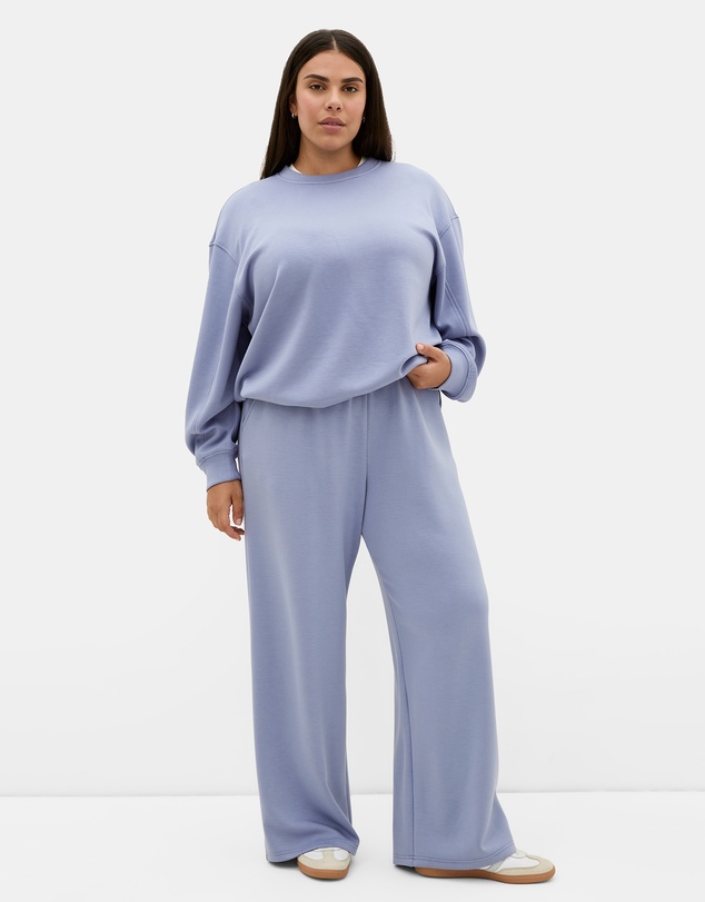 City Chic - Mae Crew Neck Sweatshirt