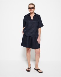 Commonry - Lucie Short