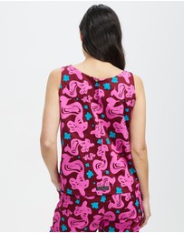 The Social Outfit - Shell Top - Storyteller