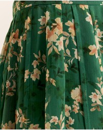 Review - Meadows Floral Skirt