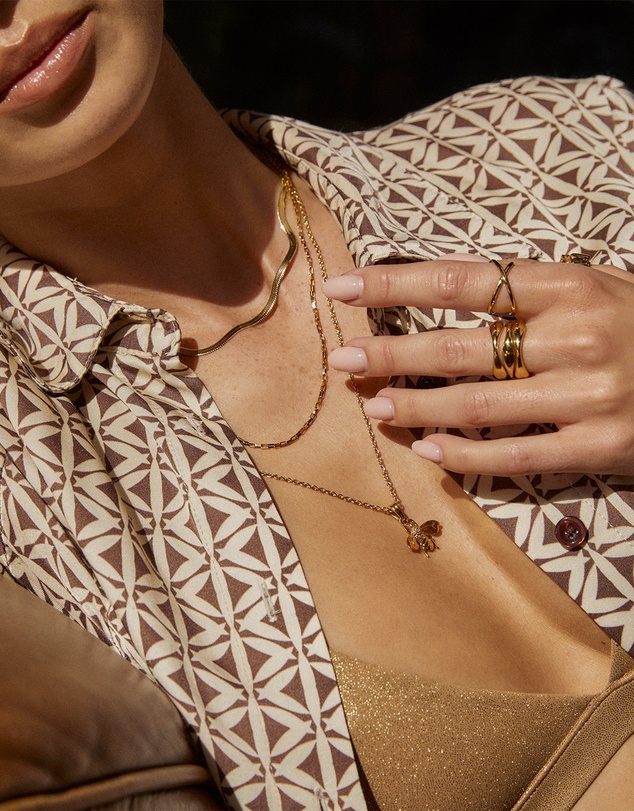 Arms Of Eve - Honey Bee Gold Necklace