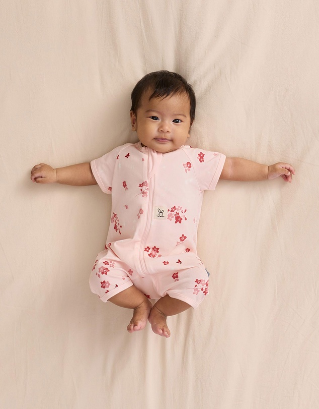 ergoPouch - Layers Short Sleeve 0.2 TOG - ICONIC EXCLUSIVE - Babies