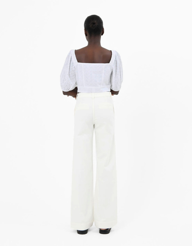 Forcast - Abella Broderie Crop Top