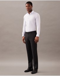 Calvin Klein - Slim Performance Dress Shirt
