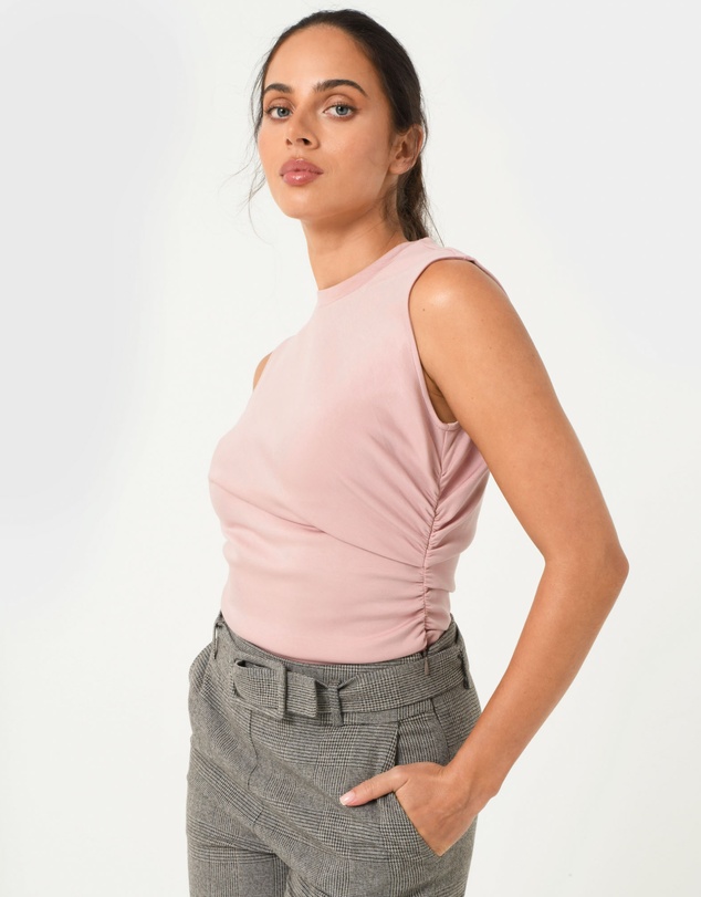 Forcast - Lulu Ruched Top