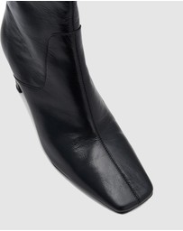 Nakedvice - The Cindy Black Boot