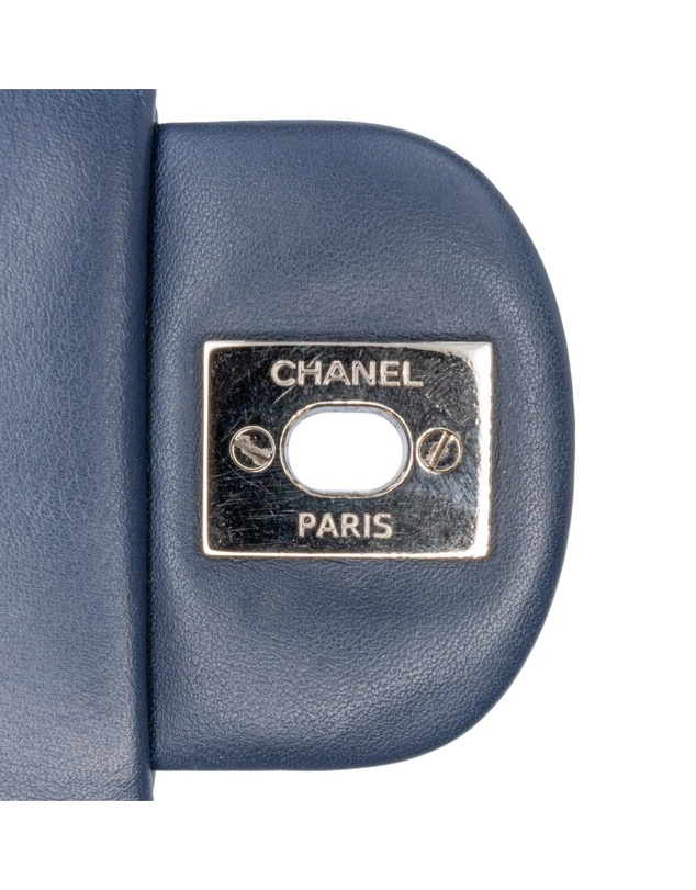 Pre-Loved by Azura Reborn - Pre-Loved chanel Mini Chevron Patent Leather Crossbody