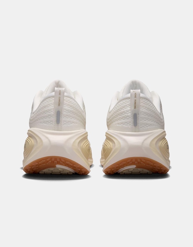 Nike - Nike Vomero Plus - Men's