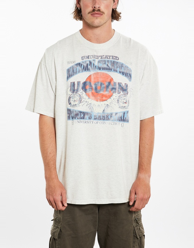 Vintage by The Real Deal - Pre Loved - 1995 University Of Connecticut Basketball Tee