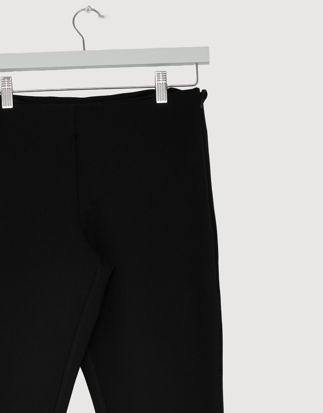 Revibe - Repaired Minima Esenciales Frankie Capri Pants - AU 10