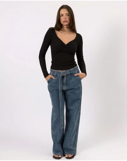 Style Addict - The Twist Top