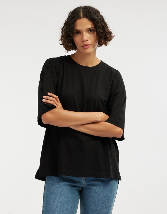 Amelius - Leah Boyfriend Tee