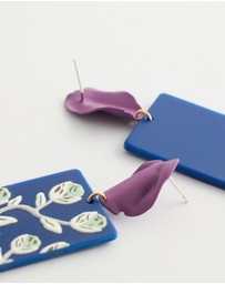 Mossée - Aleta Floral Resin Earrings