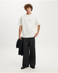 Cotton On - Box Fit Text T-Shirt