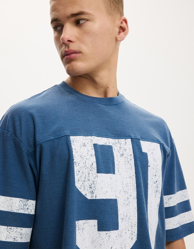 Cotton On - Cropped Fit Graphic T-Shirt