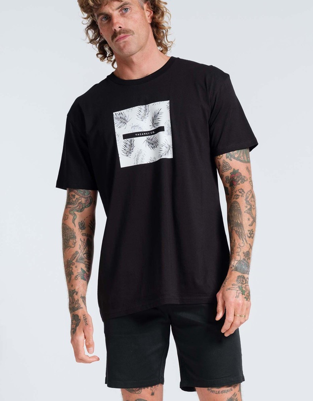Vacancy Co - Palm Frond Tee