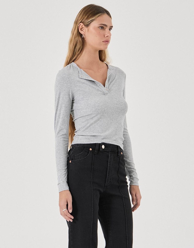 Rolla's - Studio Henley LS Top