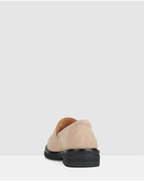Rollie - Loafer Rise Shoe