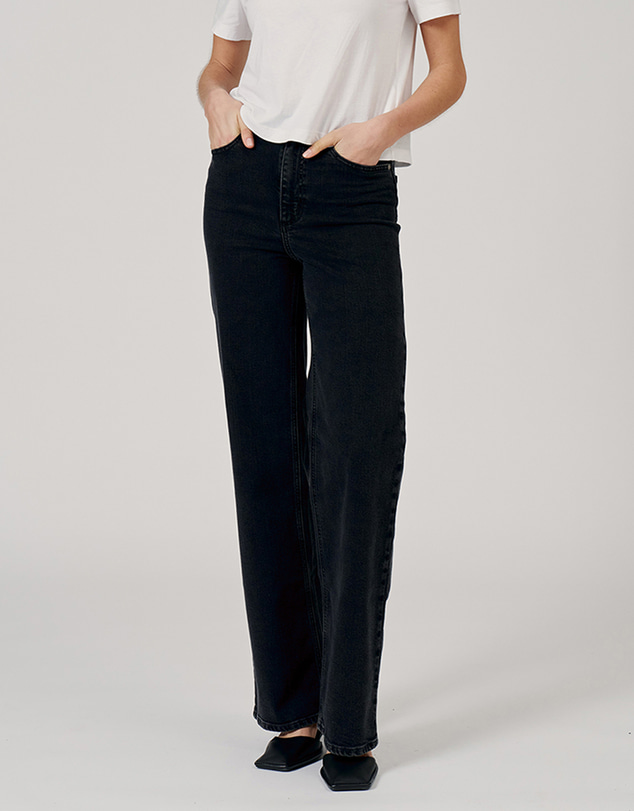 Nobody Denim - Milla Long Jeans