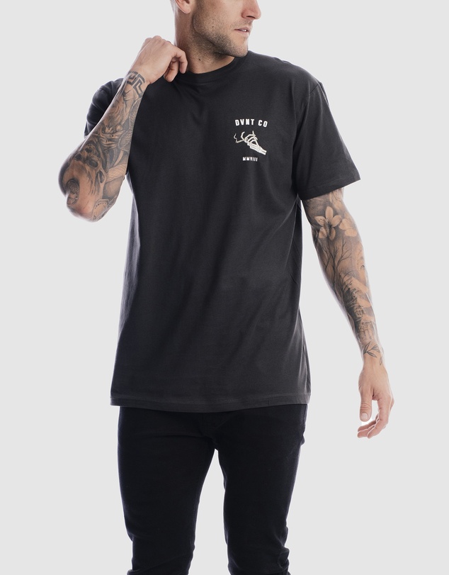 DVNT - High Tee