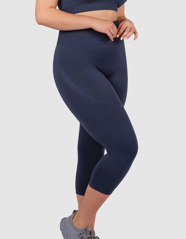 B Free Intimate Apparel - Seamless High Waist 3/4 Capri Leggings